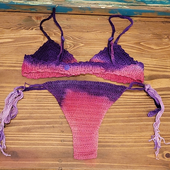 Hand made crochet bikini bra top amethyst dye 👙 - Picture 4 of 9